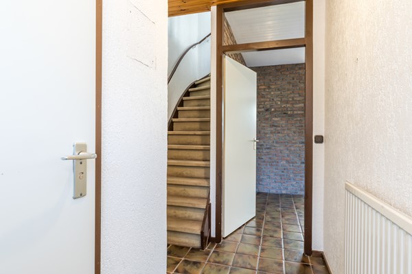 Foto - Te koop: Hoekwoning met garage, tuin, veel licht en mogelijkheden